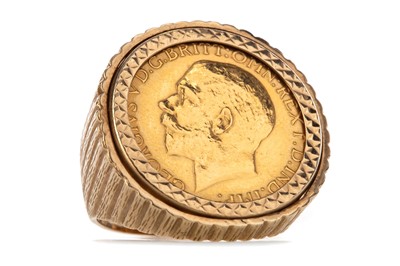 Lot 21 - GEORGE V GOLD SOVEREIGN RING