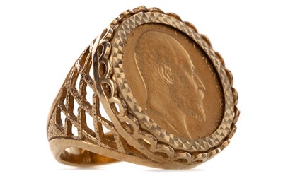 Lot 23 - GEORGE VII GOLD SOVEREIGN RING