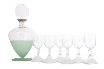 Lot 455 - SET OF SIX STUART CRYSTAL LIQUEUR GLASSES AND ART DECO DECANTER