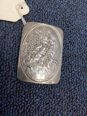 Lot 80 - ART NOUVEAU SILVER BELT BUCKLE