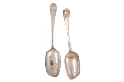 Lot 84 - PAIR OF GEORGE III SILVER TABLE SPOONS