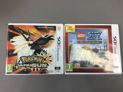 Lot 51 - A NINTENDO 2DS SUPER MARIO BROS. 2 SPECIAL EDITION