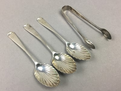 Lot 128 - A SET OF SIX SILVER COFFEE SPOONS AND TONGS