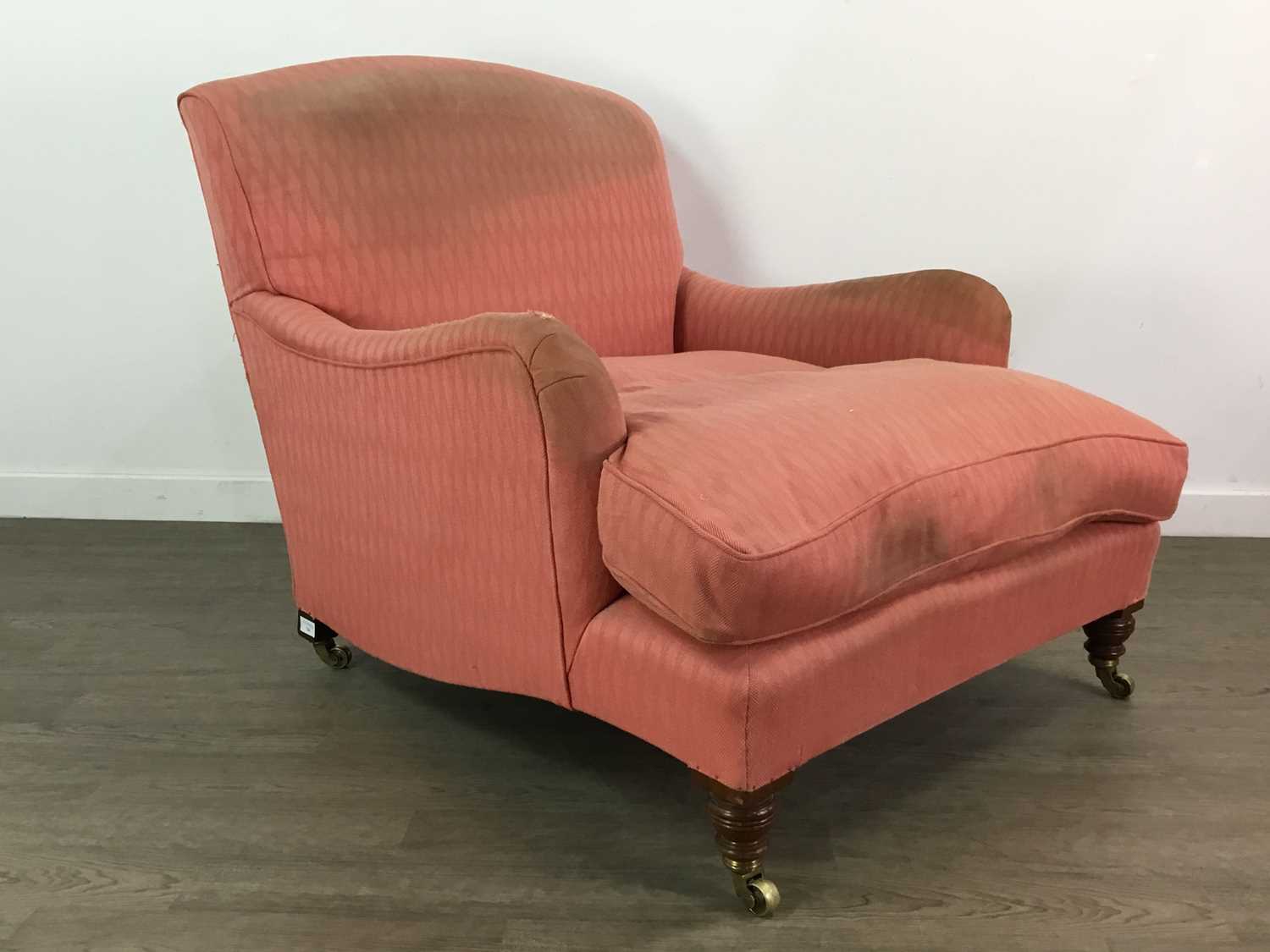 Lot 730 - HOWARD AND SONS, EDWARDIAN MAHOGANY ‘IVOR’ EASY ARMCHAIR