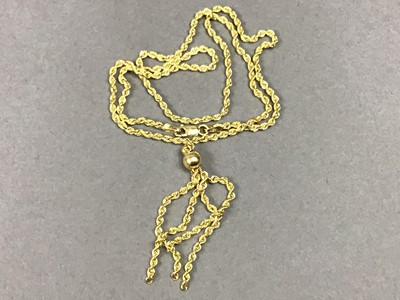 Lot 30 - A NINE CARAT GOLD NECKLET