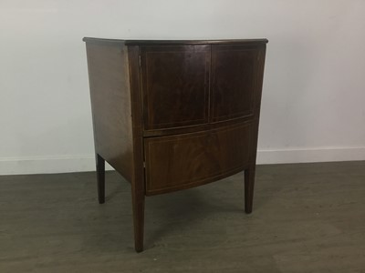 Lot 78 - A MAHOGANY POT CUPBOARD