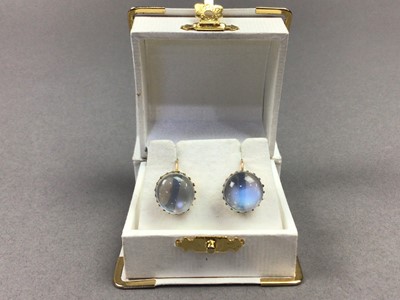 Lot 279 - A PAIR OF MOONSTONE EARRINGS