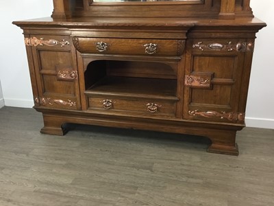 Lot 462 - ATTRACTIVE ARTS & CRAFTS OAK MIRROR BACK SIDEBOARD