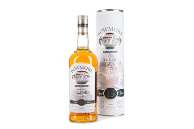 Lot 371 - BOWMORE 15 YEAR OLD MARINER