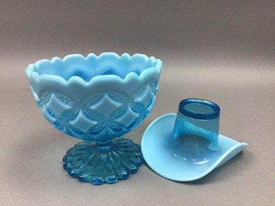 Lot 344 - A LOT OF ART DECO ITEMS INCLUDING COLOURED GLASS