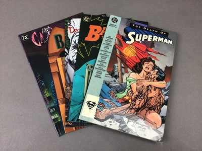 Lot 140 - A COLLECTION OF COMICS AND ANNUALS