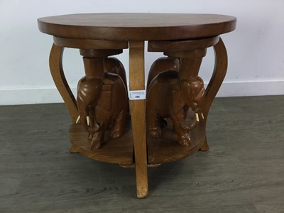 Lot 486 - A HARDWOOD TABLE