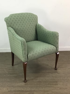 Lot 449 - AN UPHOLSTERED ARMCHAIR