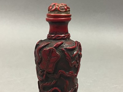 Lot 42 - CHINESE SNUFF BOTTLE