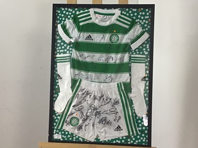 Lot 54 - CELTIC FC SIGNED JUNIOR KIT