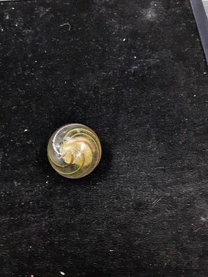 Lot 68 - GROUP OF VINTAGE MARBLES