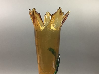 Lot 138 - VINTAGE COLOURED GLASS VASE