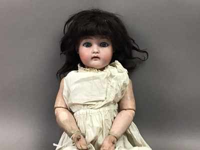 Lot 164 - EARLY 20TH CENTURY BISQUE HEADED DOLL