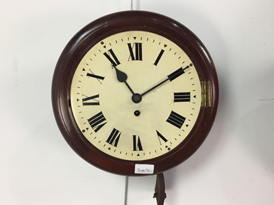 Lot 318 - CIRCULAR WALL CLOCK