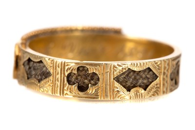 Lot 800 - MOURNING RING