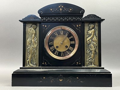 Lot 321 - MANTEL CLOCK