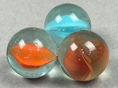 Lot 285 - GROUP OF VARIOUS MARBLES