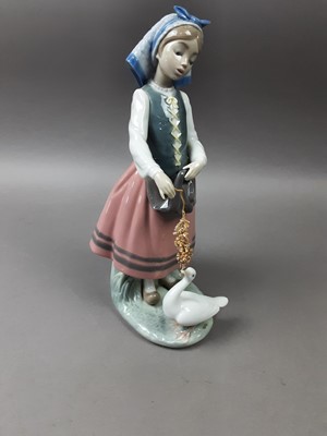 Lot 370 - LLADRO FIGURE OF A GIRL AND GOOSE