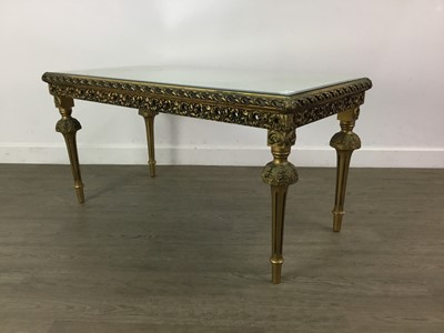 Lot 115 - MODERN LOW TABLE