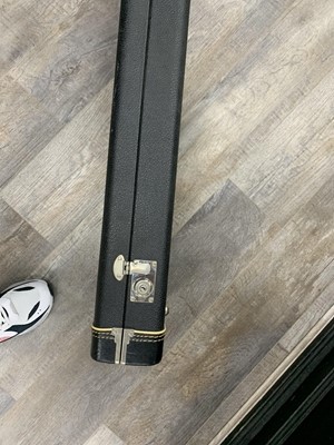 Lot 160 - FENDER PRECISION BASS GUITAR