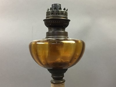 Lot 417 - VICTORIAN OIL LAMP