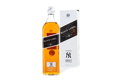 Lot 167 - JOHNNIE WALKER 12 YEAR OLD BLACK LABEL NEW YORK YANKEES 2017 EDITION