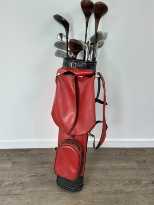 Lot 535 - SET OF GOLF CLUBS