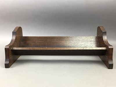 Lot 580 - OAK BOOK REST