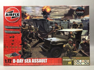 Lot 604 - LOT OF MODEL KITS