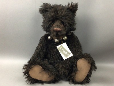 Lot 613 - ISABELLE COLLECTION BEAR