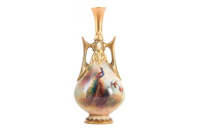 Lot 808 - F. J. BRAY FOR ROYAL WORCESTER, BUD VASE