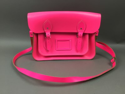 Lot 472 - CAMBRIDGE SATCHEL COMPANY, SMALL SATCHEL IN NEON PINK