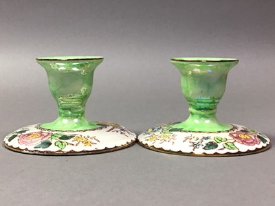 Lot 49 - COLLECTION OF CERAMICS AND GLASS