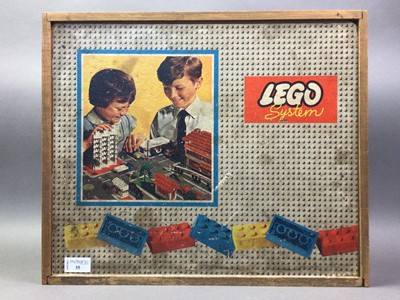 Lot 35 - VINTAGE LEGO SYSTEM SET