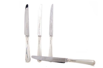 Lot 521 - SET OF SIX ELIZABETH II SILVER HANDLED TABLE KNIVES