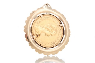 Lot 21 - ELIZABETH II GOLD SOVEREIGN