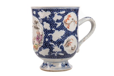 Lot 1174 - 18TH CENTURY CHINESE PORCELAIN MUG