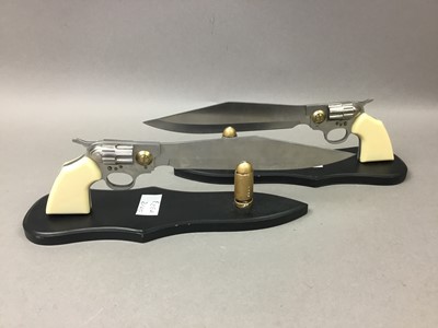 Lot 320 - PAIR OF DECORATIVE KNIVES