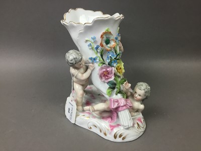 Lot 460 - CONTINENTAL PORCELAIN CENTREPIECE VASE