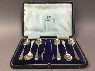 Lot 594 - SET OF WALKER & HALL TEASPOONS