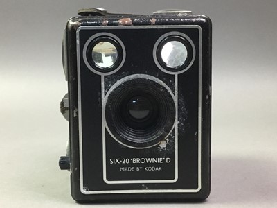 Lot 619 - COLLECTION OF CAMERAS