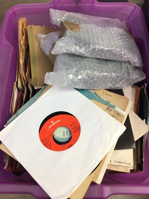Lot 42 - COLLECTION OF RECORDS