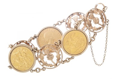 Lot 51 - ELIZABETH II GOLD SOVEREIGN BRACELET