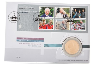 Lot 73 - PRINCE OF WALES 70TH BIRTHDAY GOLD FIVE POUND COIN COVER