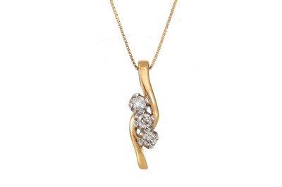 Lot 550 - DIAMOND THREE STONE PENDANT